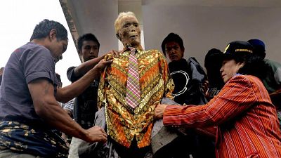 muertos vivos indonesia