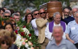 organizar un funeral