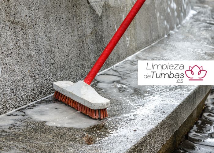 limpieza de lapidas