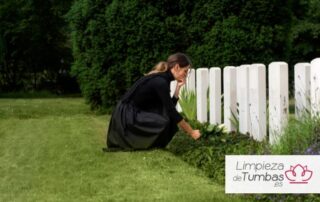Honrar la memoria de los seres queridos con la limpieza de tumbas